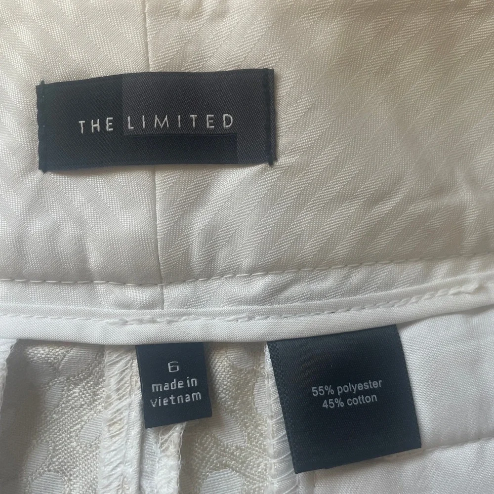 The Limited excellent see